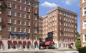 Sheraton Commander Hotel